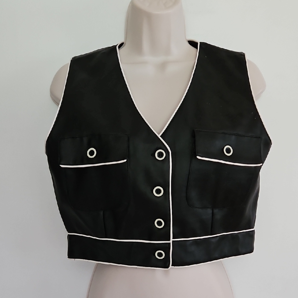 NWT Vintage Neutral Zone Crop Vest Vegan Size M